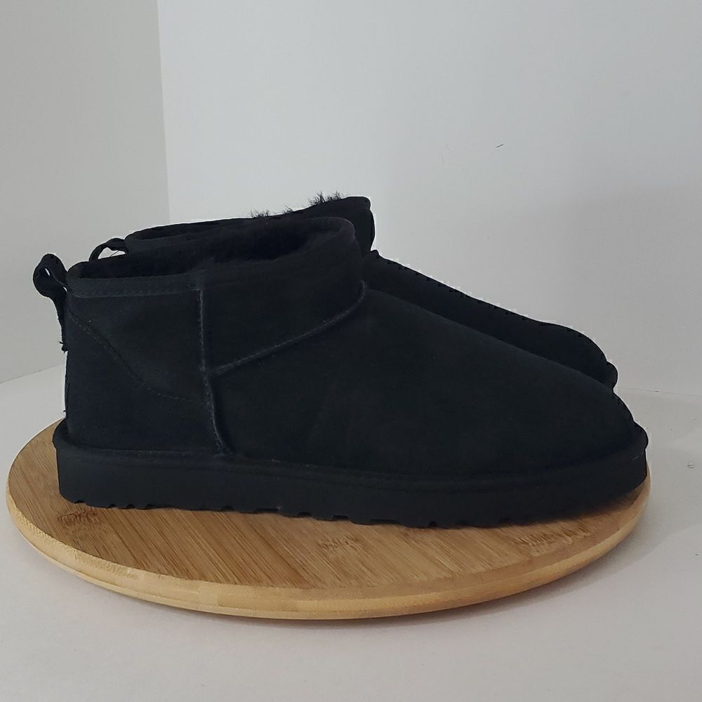 UGG Classic Ultra Mini Boot Black Suede Wool Ankle Shoe Men's US 9 New